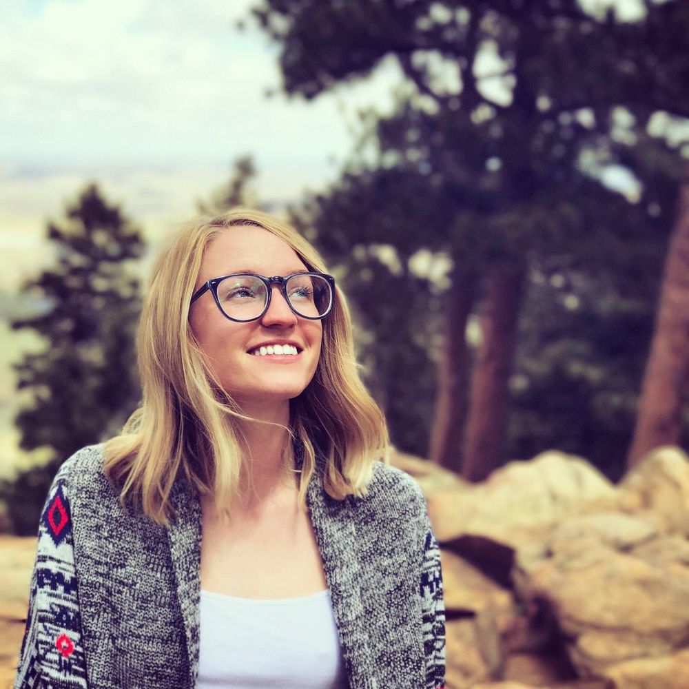 Meet your Posher, Emily